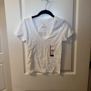 NWT No Boundaries White Tee Size M